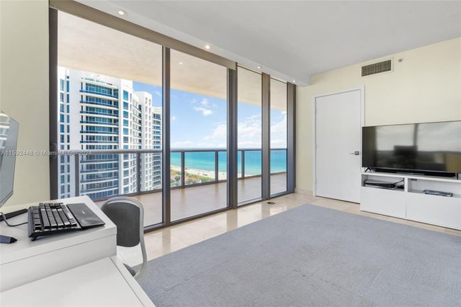 1507 - 5875 Collins Ave, Condo with 2 bedrooms, 2 bathrooms and null parking in Miami Beach FL | Image 18