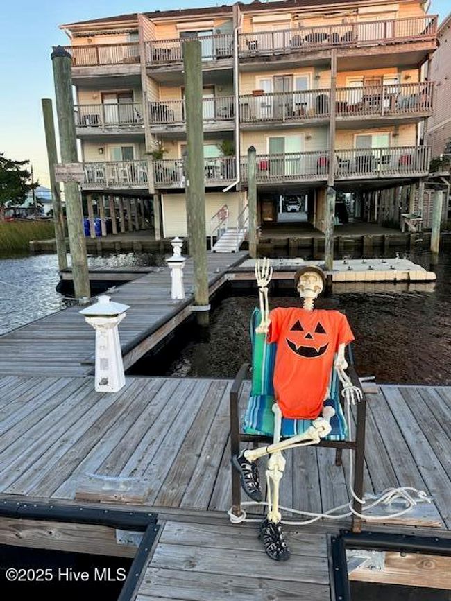 Every season is fun at Bayview Manor. | Image 30