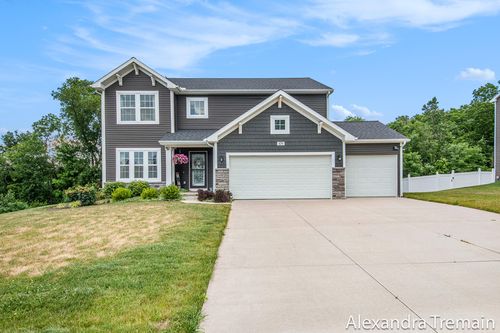 679 Sun Stone Dr Sw, Byron Center, MI, 49315-8389 | Card Image