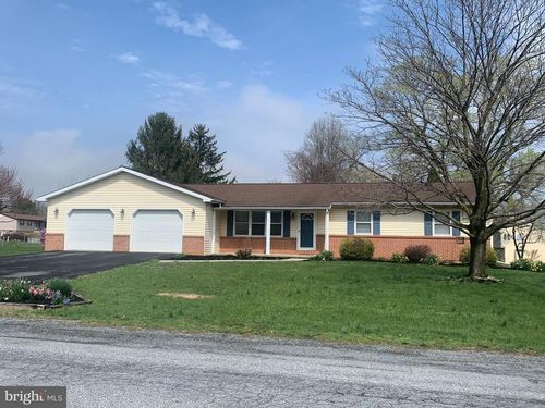 110 Beech Ln, MERCERSBURG, PA, 17236-1304 | Card Image