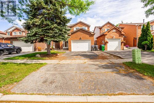 15 Cresswell Drive, Brampton (Fletcher's West), ON, L6Y2T5 | Card Image