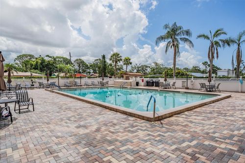 apt-301-2901 26th St W, BRADENTON, FL, 34205-3750 | Card Image