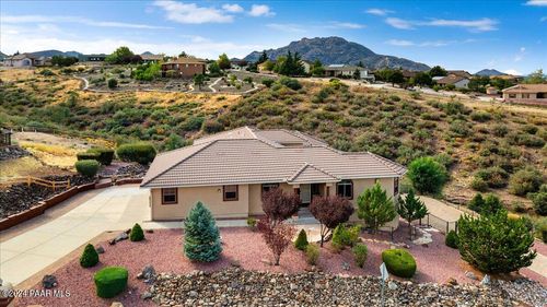 1115 Longview Dr, Prescott, AZ, 86305-9450 | Card Image