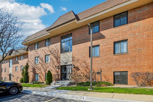 2a-200 E Fountainview Ln, Lombard, IL, 60148-5911 | Card Image