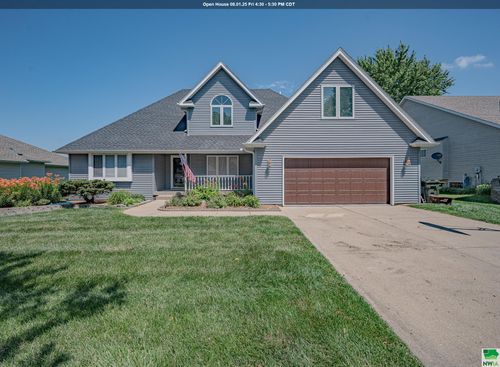 4901 Singing Hills Blvd, Sioux City, IA, 51106-9783 | Card Image