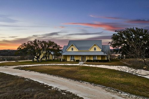 1274 County Road 2806, Lampasas, TX, 76550-7514 | Card Image