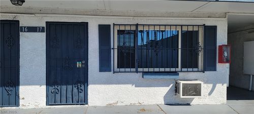 17-4600 Paradise Rd, Las Vegas, NV, 89169-7184 | Card Image