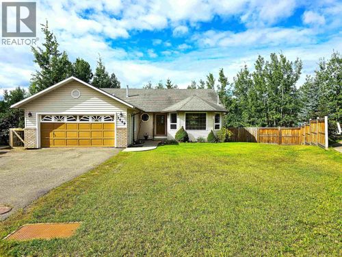 3449 Clearwood Pl, Prince George, BC, V2K4R1 | Card Image