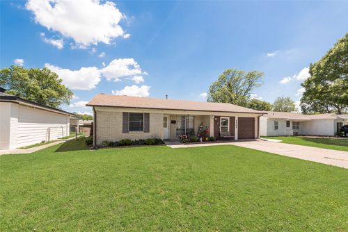 2842 Anchor Dr, Mesquite, TX, 75150-3602 | Card Image