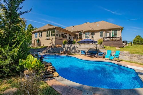 12912 Moore Ln, Gravette, AR, 72736-8765 | Card Image