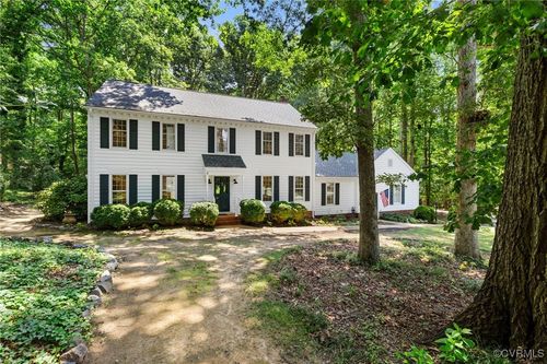 221 Farnham Dr, North Chesterfield, VA, 23236-4026 | Card Image