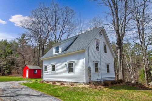 55 Water St, Bradford, NH, 03221-3318 | Card Image