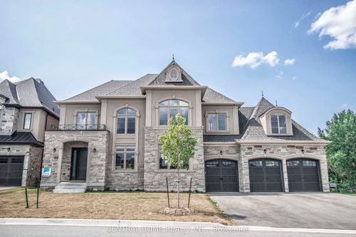 122 Burns Blvd, King City, ON, L7B0M2 | Card Image
