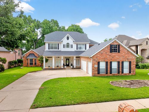328 Leeward Cir, Azle, TX, 76020-4913 | Card Image