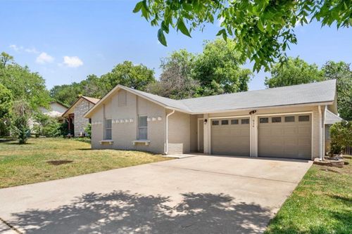914 Hillside Oaks Dr, Austin, TX, 78745-5552 | Card Image