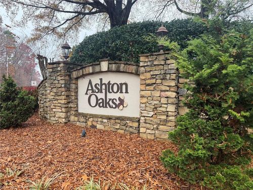 2305 Faircloth Way, High Point, NC, 27265-8218 | Card Image