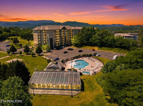 3205-124 Plaza Dr, Pigeon Forge, TN, 37863-4997 | Card Image