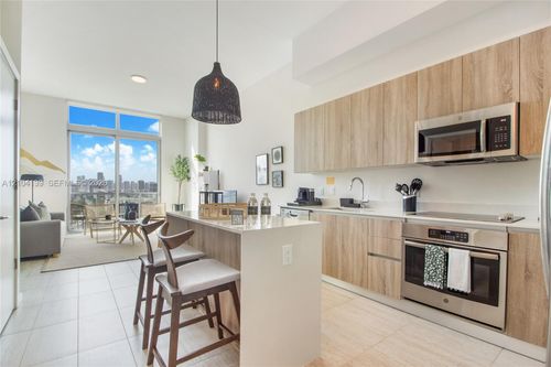 s-1210-3900 Biscayne Blvd, Miami, FL, 33137 | Card Image