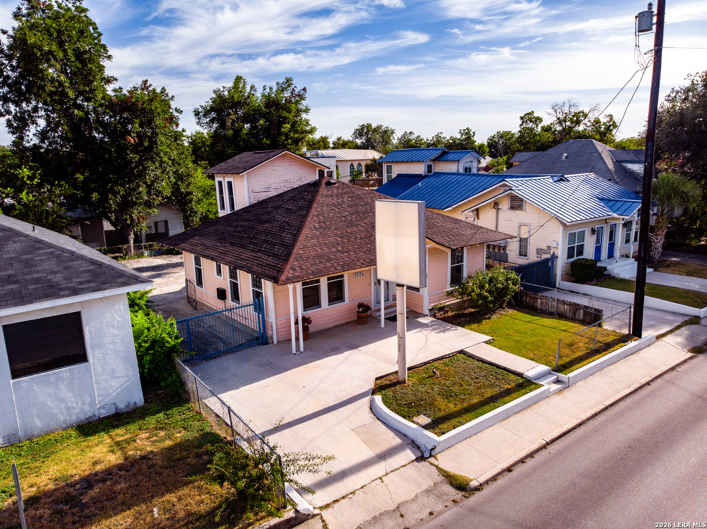 Commercial Lease in San Antonio 4