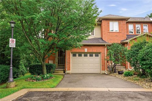 7-348 Highland Road W, Stoney Creek, ON, L8J3W5 | Card Image