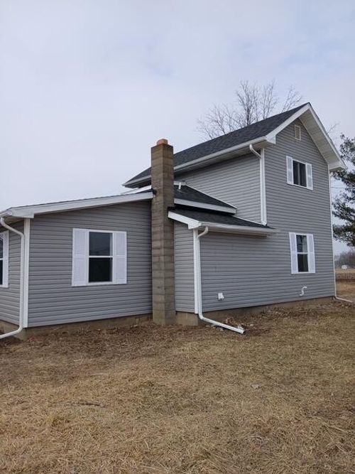 7500 Bird Lake Rd S, Osseo, MI, 49266-9717 | Card Image