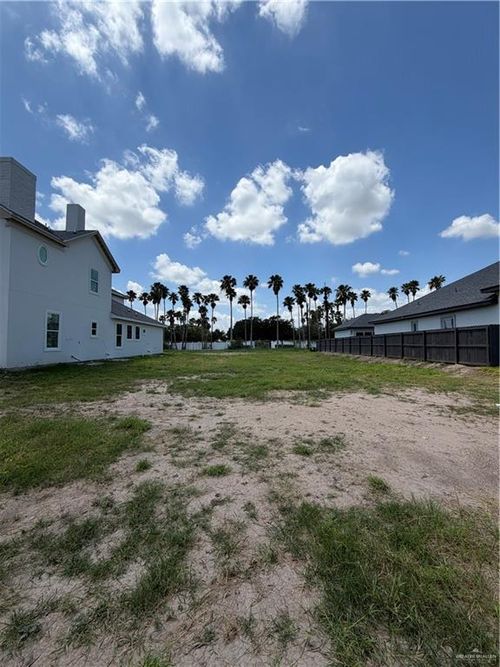 4105 Zion Avenue, McAllen, TX, 78503 | Card Image