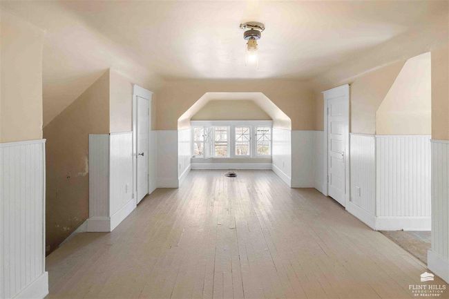 220 S 8 Th St, House other with 4 bedrooms, 3 bathrooms and null parking in Manhattan KS | Image 24