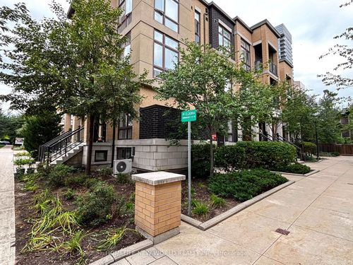 45-19 Eldora Ave, North York, ON, M2M0B5 | Card Image