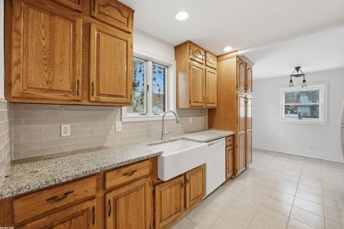 509 S Pleasant St, Royal Oak, MI, 48067-2487 | Card Image