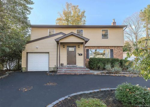 3 Earl Rd, Melville, NY, 11747-1313 | Card Image