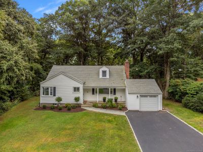 14 Woodlawn Drive, House other with 3 bedrooms, 1 bathrooms and null parking in Trumbull CT | Image 1