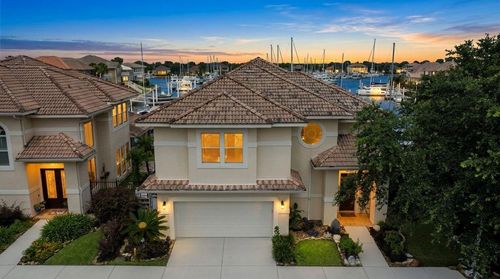 411 Harborside Way, Kemah, TX, 77565-2997 | Card Image