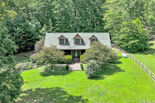 4630 Deer Trail Dr, Salem, VA, 24153-8038 | Card Image