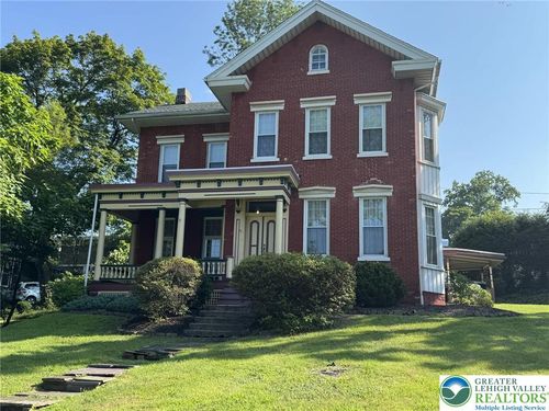11 E Front St, Jim Thorpe, PA, 18229-2312 | Card Image