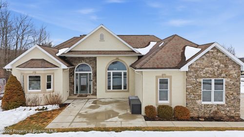 603 Clover Ln, Moscow, PA, 18444-5104 | Card Image