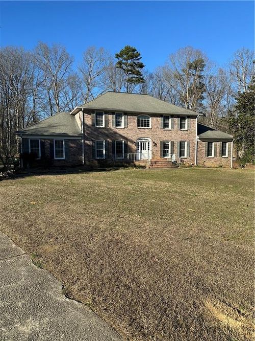 560 Hawthorne Dr, Fayetteville, GA, 30214-1217 | Card Image