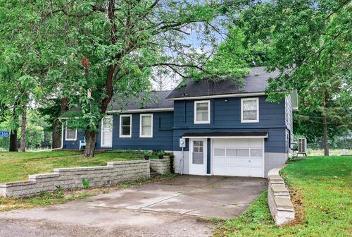 2366 Augusta Rd, South Haven, MN, 55382-9616 | Card Image
