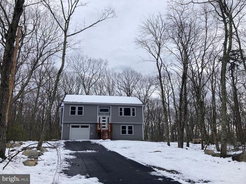 110 Walton Way, Milford, PA, 18337-9747 | Card Image