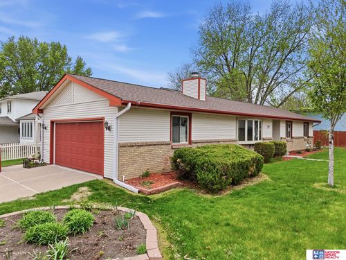 401 W Burt Dr, Lincoln, NE, 68521-3807 | Card Image