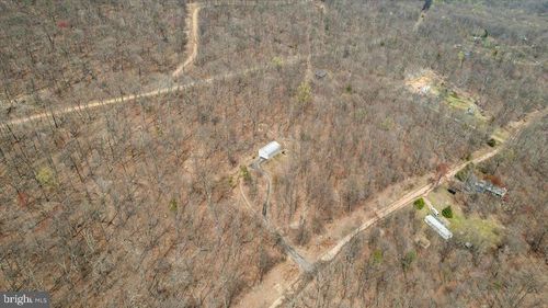 468 Falconwood Dr, PAW PAW, WV, 25434-3215 | Card Image