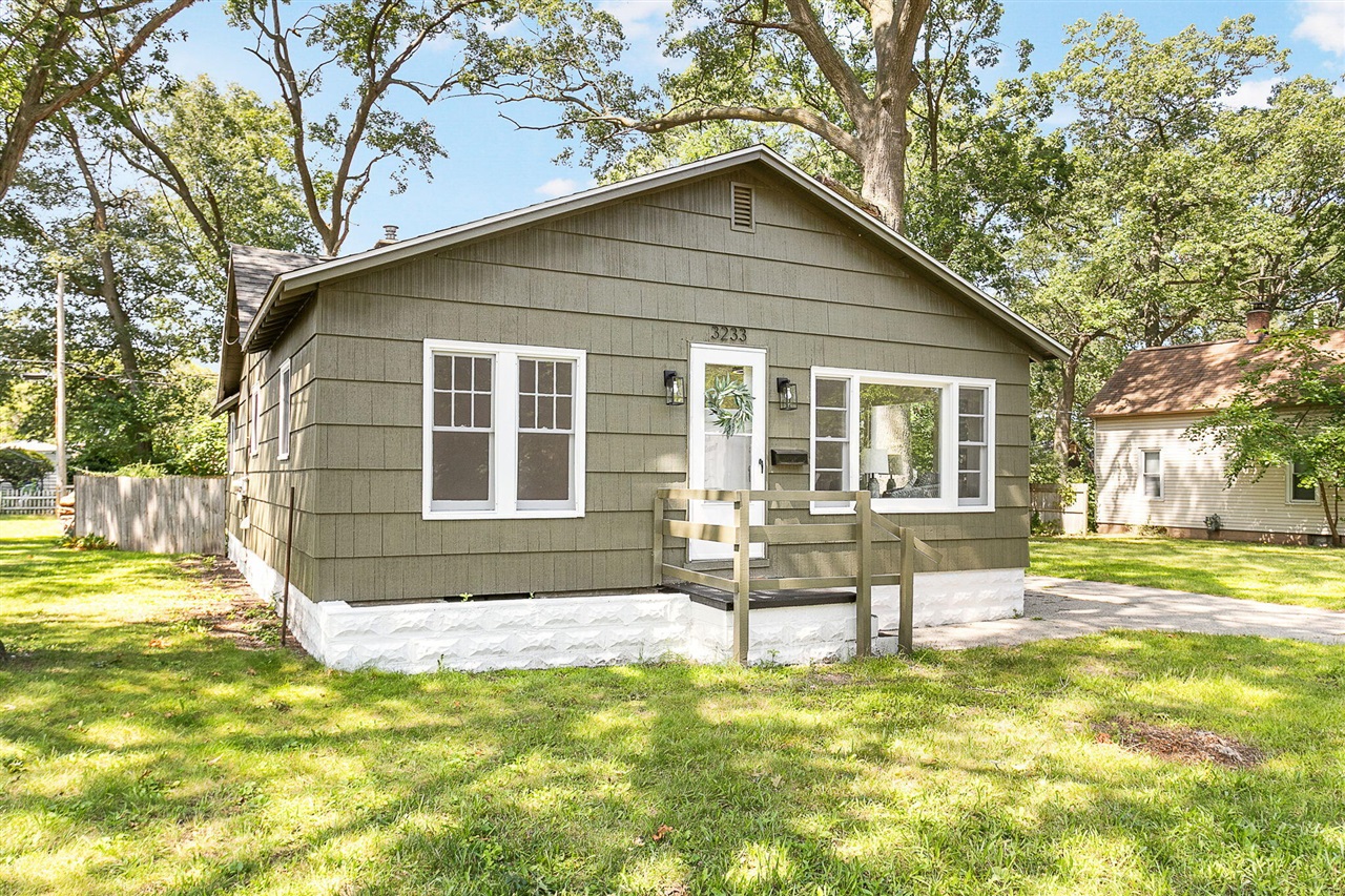 Temple St, Muskegon, MI 49444