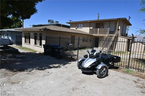 378-378 N 13th St, Las Vegas, NV, 89101-4156 | Card Image