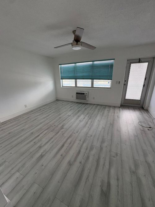 374 Camden P, West Palm Beach, FL, 33417-2038 | Card Image