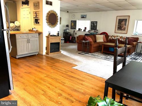 724 Concord Rd, GLEN MILLS, PA, 19342-1346 | Card Image