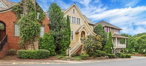 464 Frasier St Se, Marietta, GA, 30060-2269 | Card Image