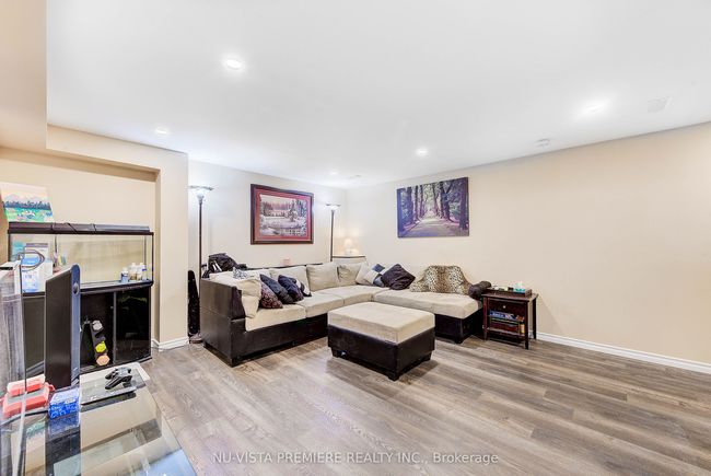 45 Mohegan Cres, House attached with 3 bedrooms, 2 bathrooms and 2 parking in London ON | Image 28