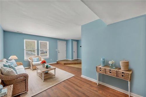 717 Wolftrap Ln, Virginia Beach, VA, 23462-1167 | Card Image