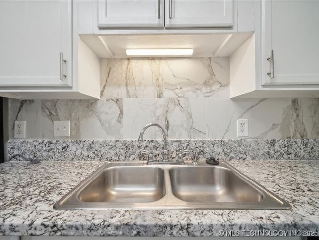 2218 Quantico St, Townhouse with 3 bedrooms, 3 bathrooms and null parking in Broken Arrow OK | Image 9