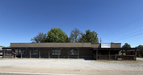 105 E 9th St, Rector, AR, 72461-2601 | Card Image