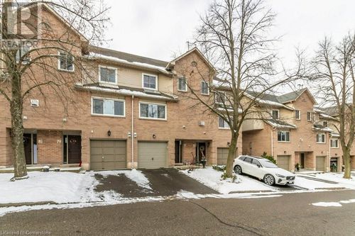 77-26 Moss Blvd, Hamilton, ON, L9H6W8 | Card Image
